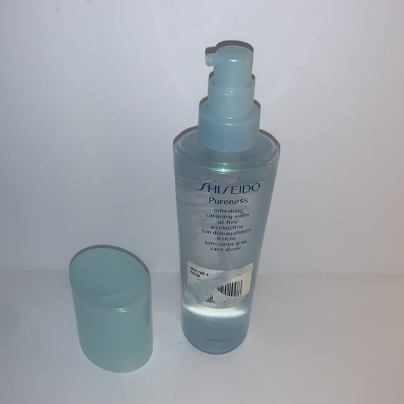 Shiseido Pureness Refreshing Cleansing Water - Picture 4 of 7